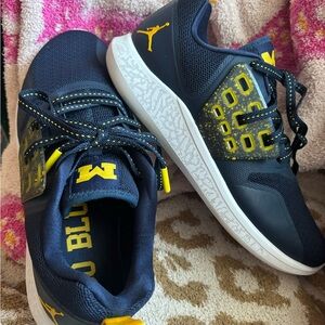Nike Air Jordan Grind Michigan Wolverines shoes. Men’s Size 11